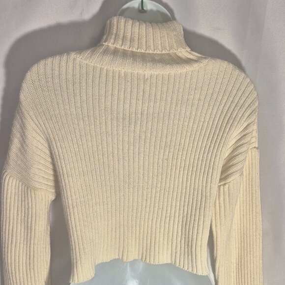 FASHION NOVA cropped oversized sweater, turtleneck. braided front, white, Small - Picture 7 of 12